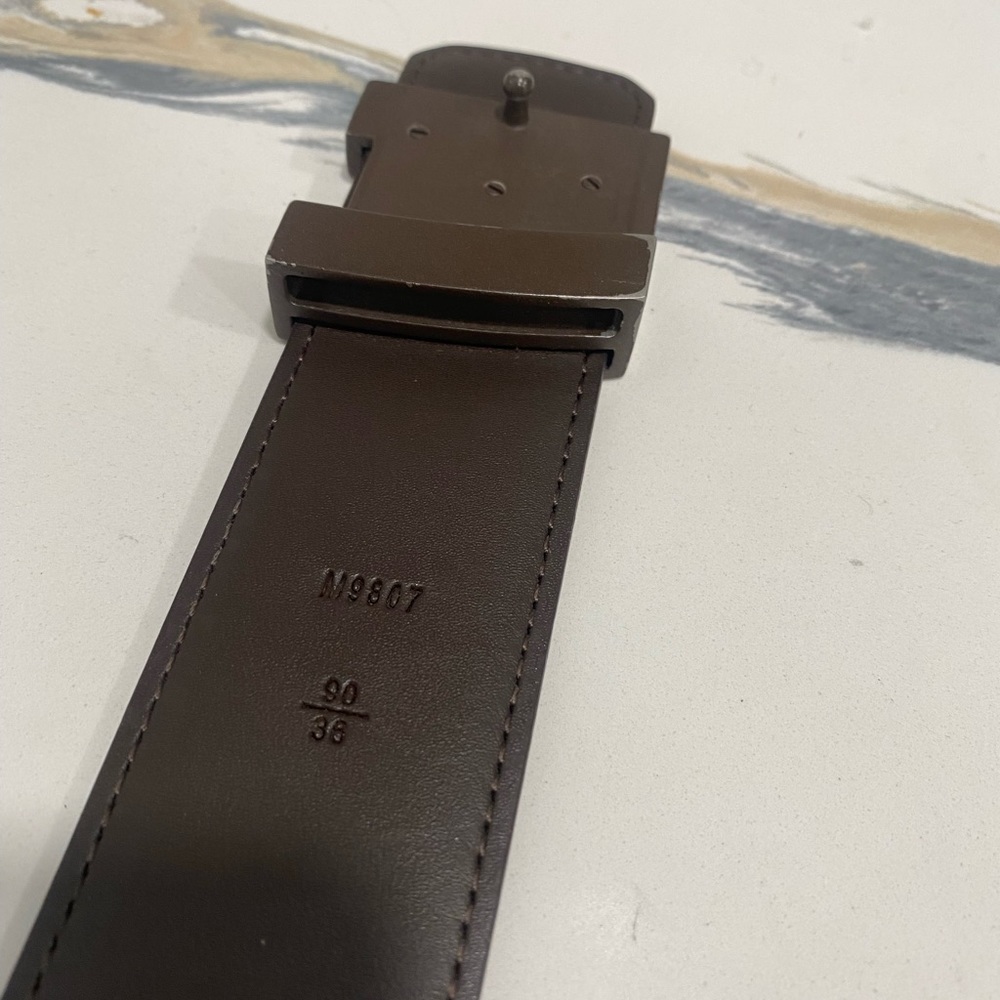 Louis Vuitton belt - Picture 4 of 10
